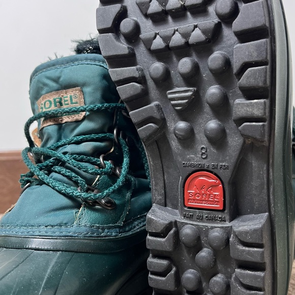 Sorel Canada Dark Green Lace-up Winter Duck Boots Faux Fur Women Size 8 - Picture 3 of 6